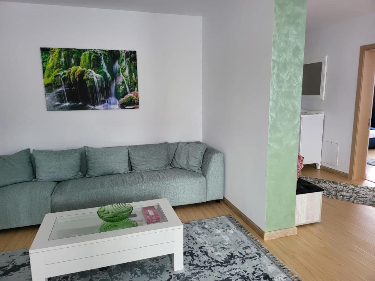 נהויו Bibis Apartments מראה חיצוני תמונה