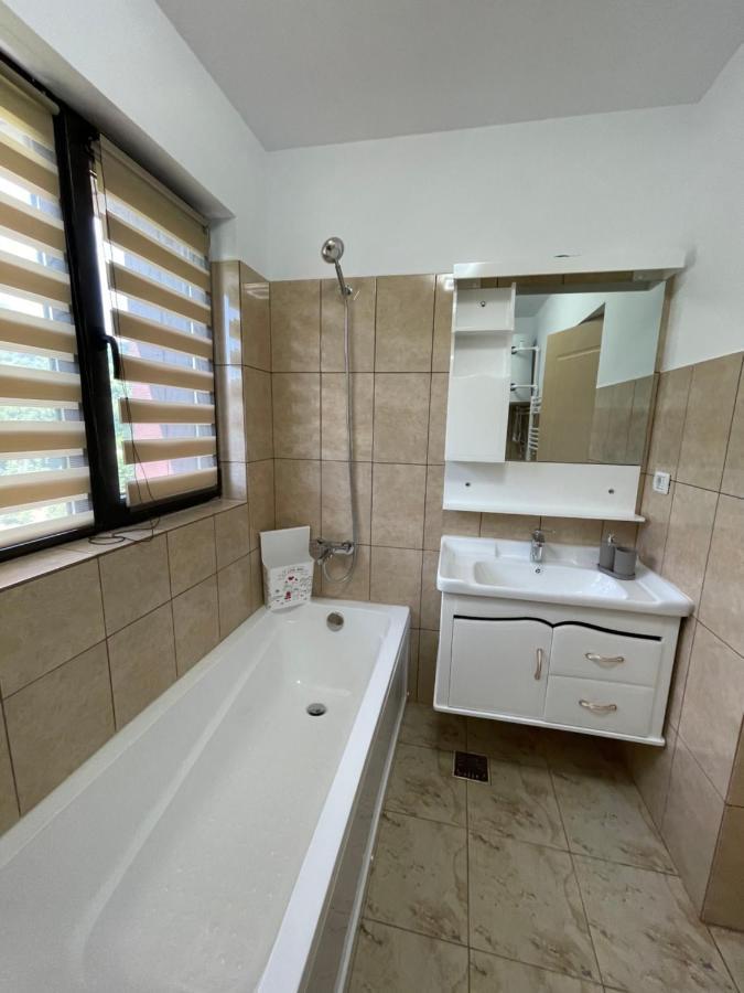 נהויו Bibis Apartments מראה חיצוני תמונה