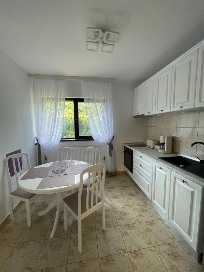 נהויו Bibis Apartments מראה חיצוני תמונה